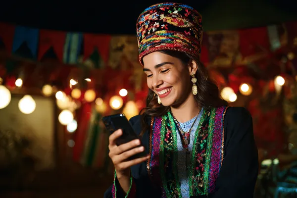 A confident dealer surrounded by casino chips inviting players to access their 88FD account, reflecting quick and easy login options.